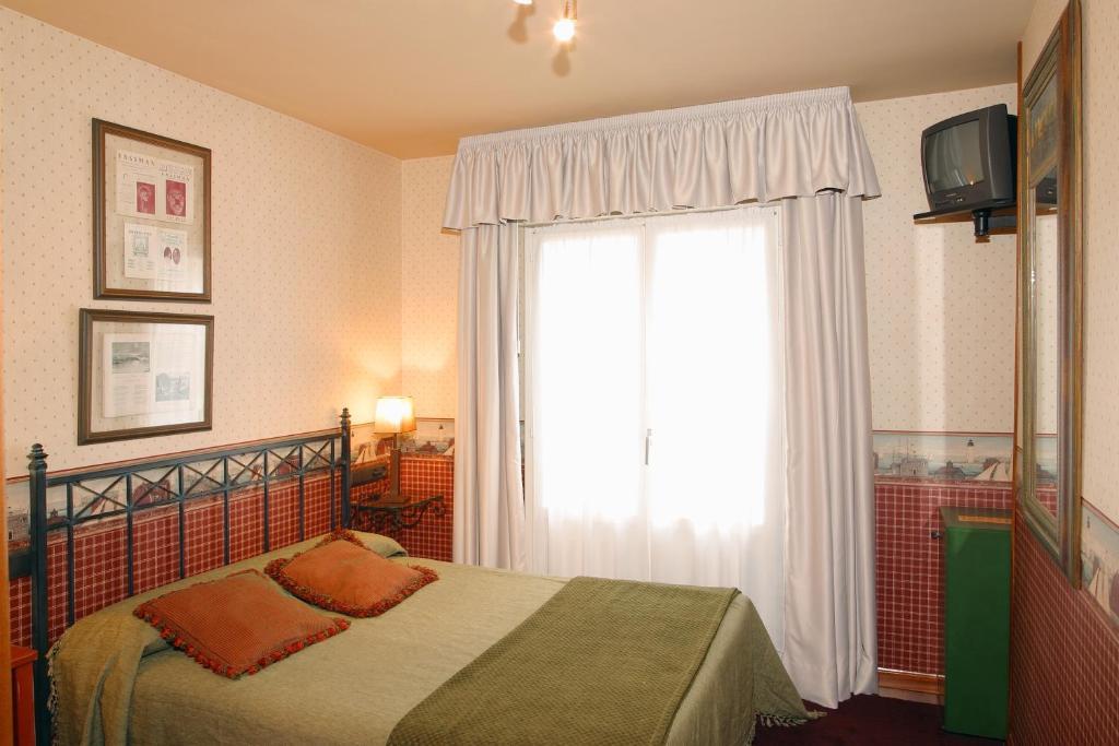 Hotel Avenida Real Villaviciosa (Asturias) Quarto foto